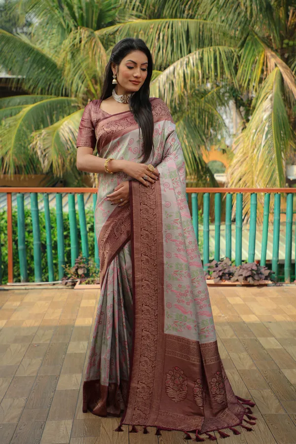 Grey_Kanjivaram_Silk_Saree_With_Zari_Weaving_Work