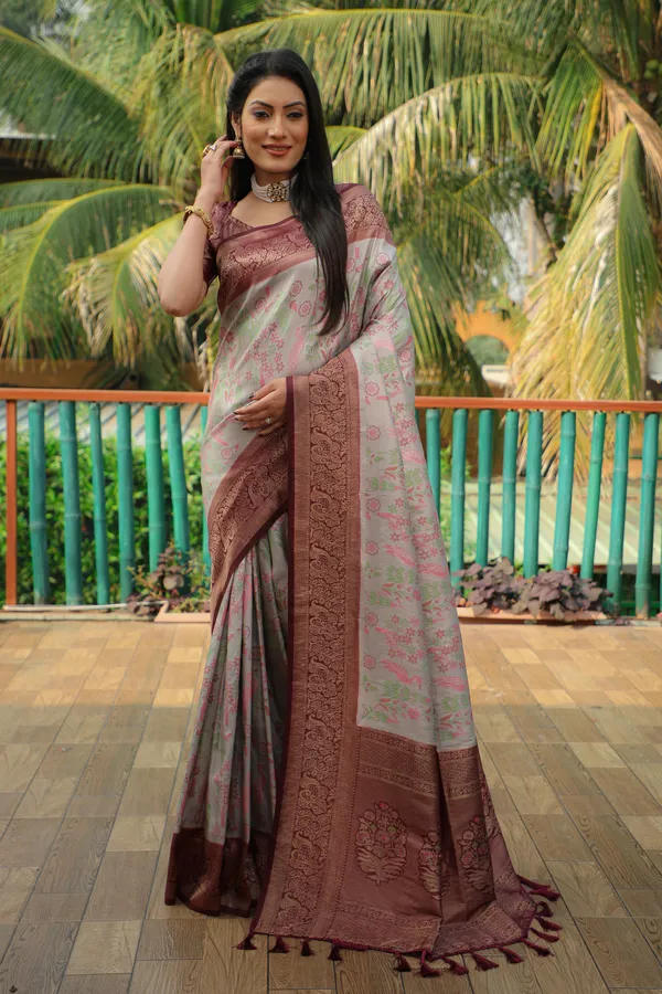 Grey_Kanjivaram_Silk_Saree_With_Zari_Weaving_Work