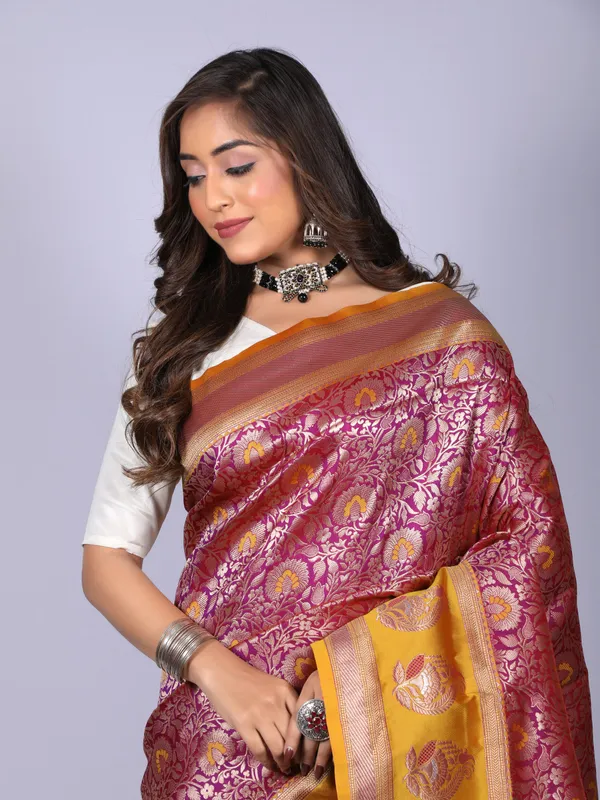 Magenta_Kanchipuram_Silk_Saree_With_Zari_Weaving_Work