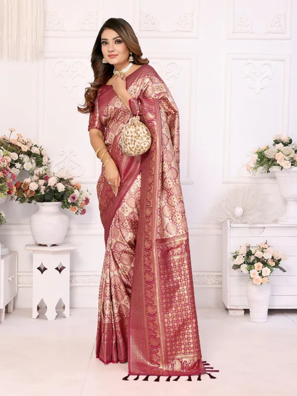 Maroon_Banarasi_Chaturi_Silk_Saree_With_Zari_Weaving_Work