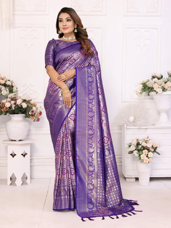 Purple_Banarasi_Chaturi_Silk_Saree_With_Zari_Weaving_Work