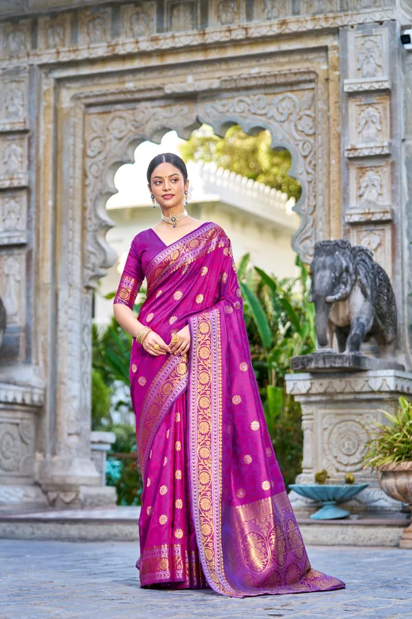 Purple_Color_Banarasi_Silk_Saree_With_Zari_Weaving_Work