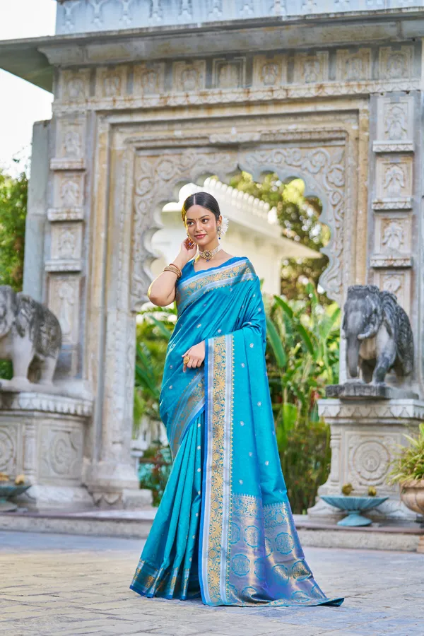 Rama_Green_Color_Banarasi_Silk_Saree_With_Zari_Weaving_Work