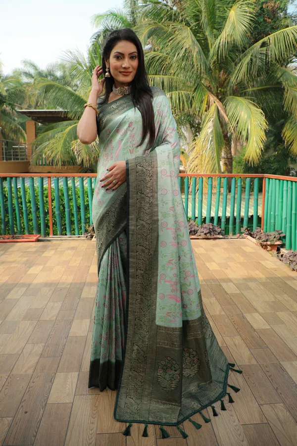 Sea_Green_Kanjivaram_Silk_Saree_With_Zari_Weaving_Work