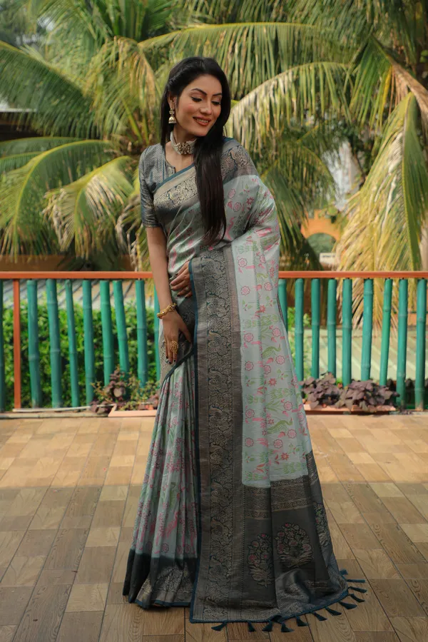 Sky_Blue_Kanjivaram_Silk_Saree_With_Zari_Weaving_Work