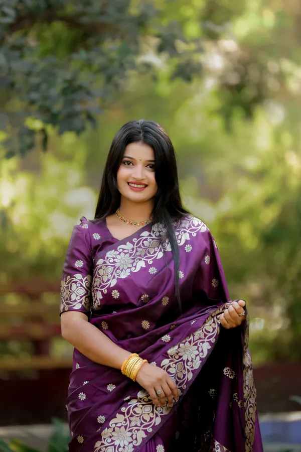 Wine_Traditional_Banarasi_Silk_Saree_With_Meenakari_Zari_Weaving_Work