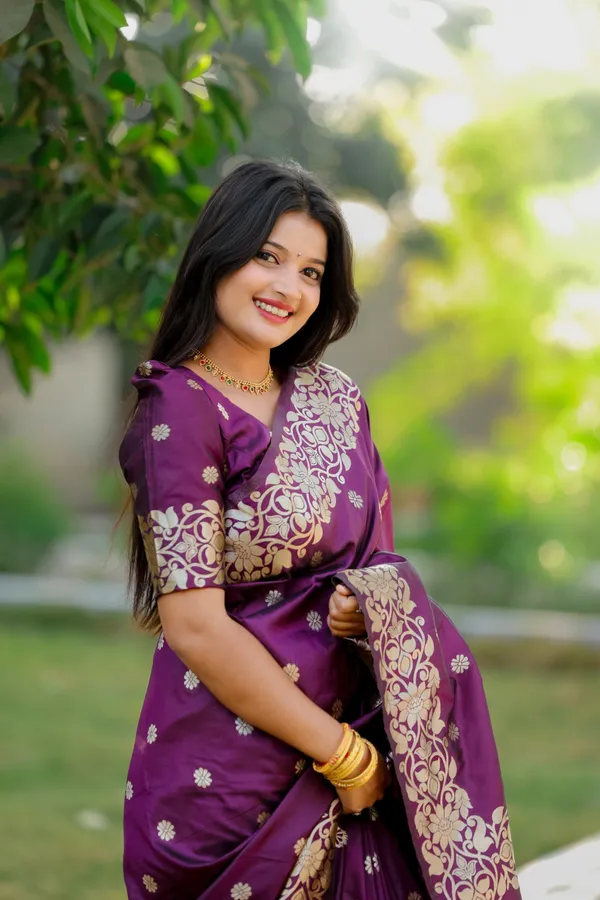 Wine_Traditional_Banarasi_Silk_Saree_With_Meenakari_Zari_Weaving_Work