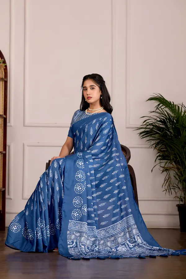 Aqua_Blue_&_White_Ethnic_Floral_Motifs_Malai_Silk_Saree_with_Digital_Print_Blouse