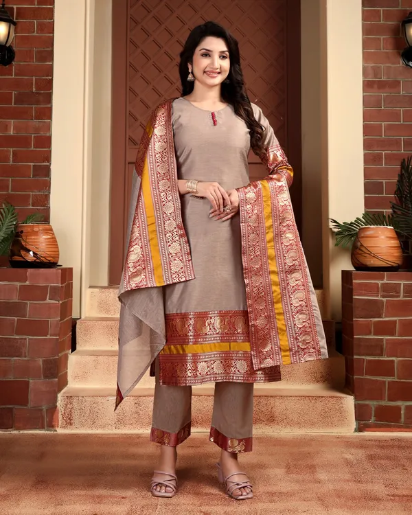 GREY_KANCHI_COTTON_KURTA_PANT_SET_WITH_DUPATTA