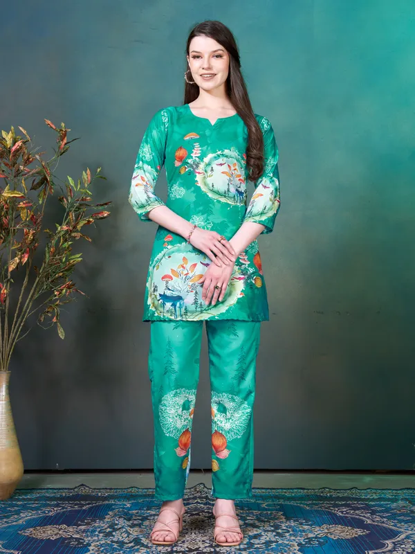 Green_With_Multifloral?Print_Rayon_Blend_Kurti_for_Women