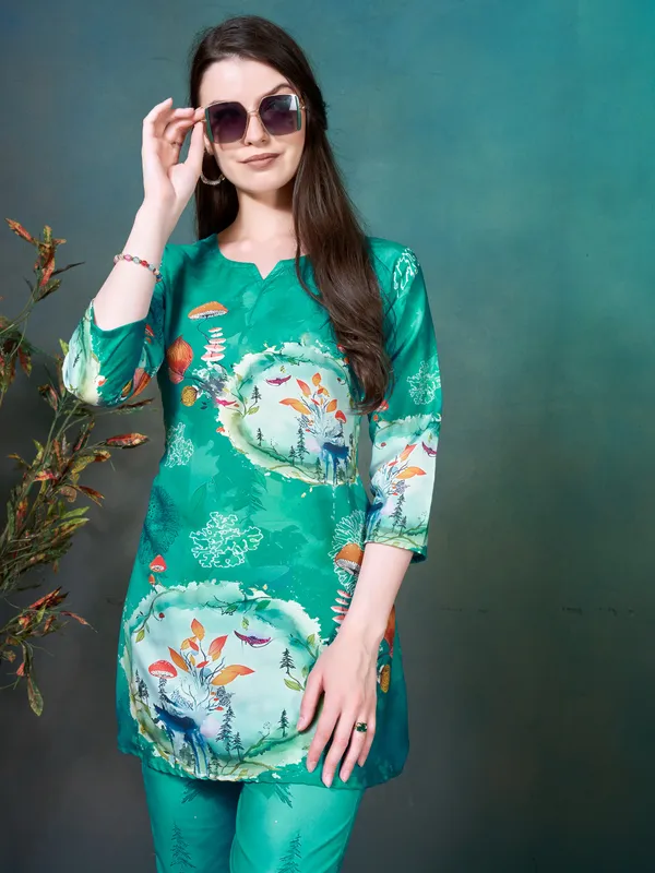 Green_With_Multifloral?Print_Rayon_Blend_Kurti_for_Women