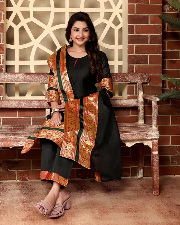 BLACK_KANCHI_COTTON_KURTA_PANT_AND_DUPATTA_SET
