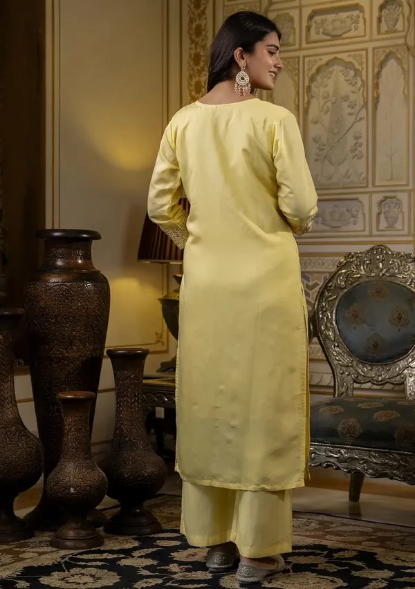 Yellow_Kurta_&_Pant_Set_with_Dupatta