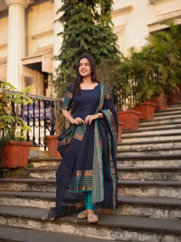 Blue_Kurta_Set_with_Dupatta