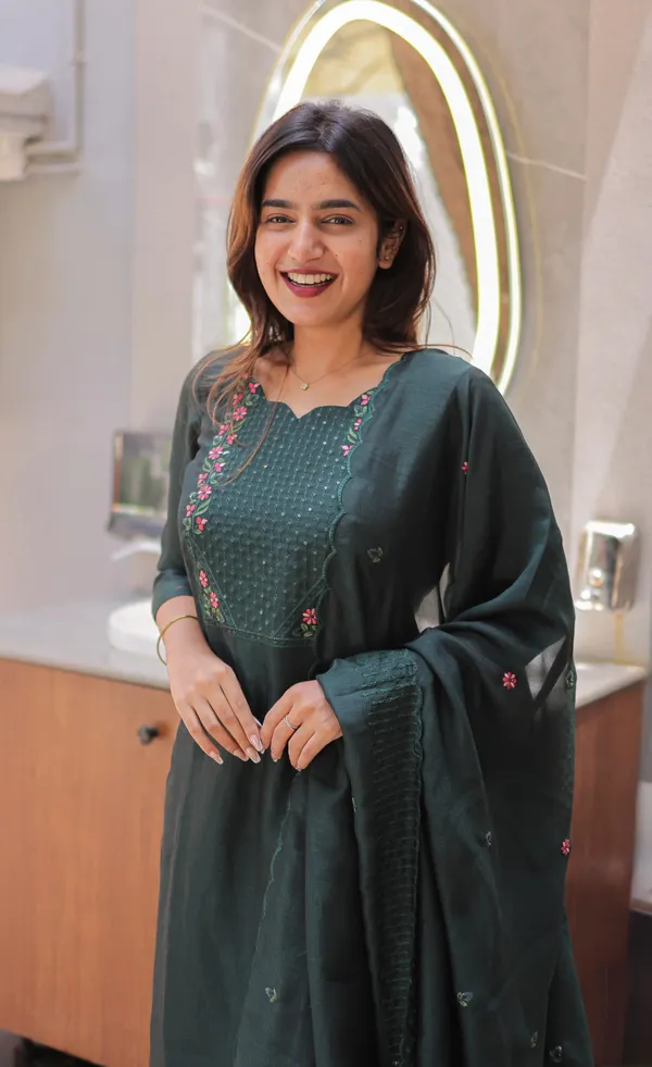Green_Kurta_&_Pant_Set_with_Dupatta
