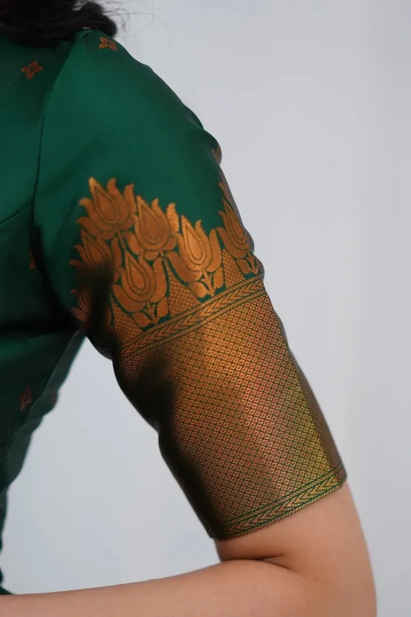 GREEN_KURTA_SET_WITH_DUPATTA