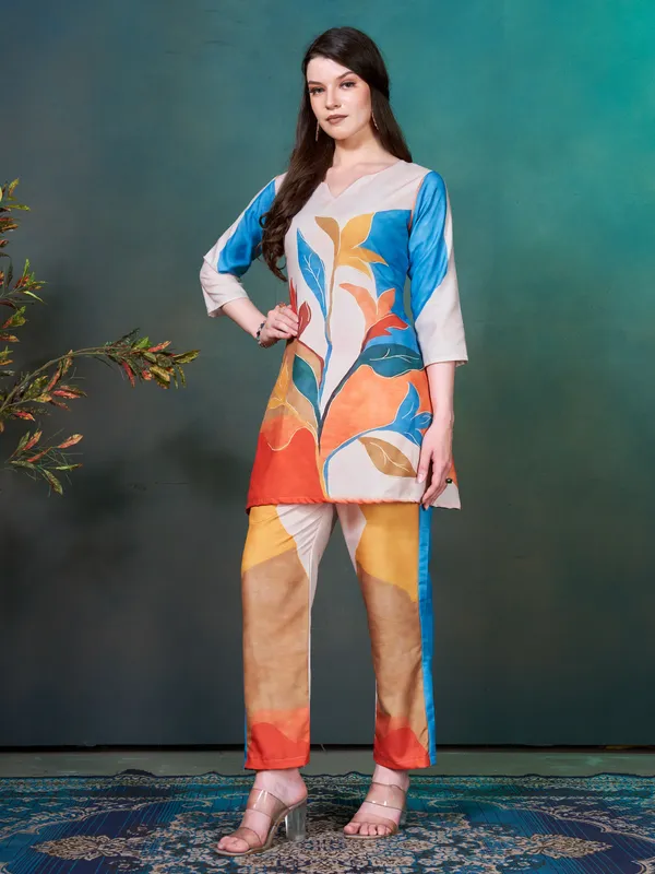 Floral_Yellow_&_Orange_Printed_Rayon_Blend_Co-ord_Set_for_Women