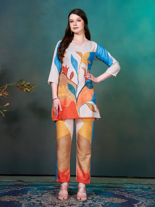 Floral_Yellow_&_Orange_Printed_Rayon_Blend_Co-ord_Set_for_Women