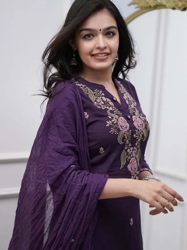 PURPLE_EMBROIDERED_KURTA_PANT_SET_WITH_DUPATTA