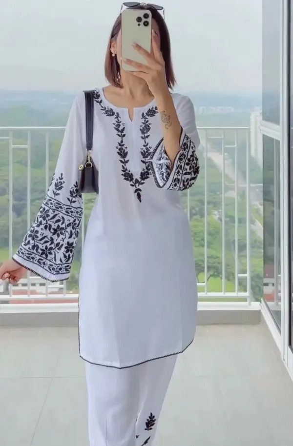 WHITE_COTTON_KURTA_PANT_AND_DUPATTA_SET
