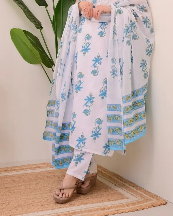 WHITE_AND_BLUE_PRINTED_V-_NECK_KURTA_PANT_SET_WITH_DUPATTA