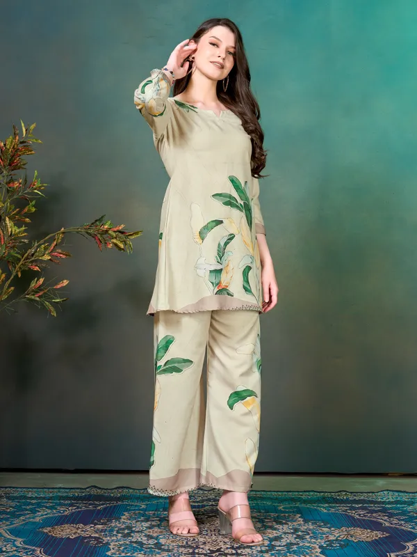 Off_White_with_Green_Floral_Printed_Rayon_Blend_Co-ord_Set_for_Women