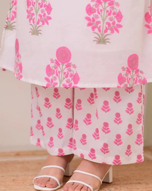 Pink_Kurta_&_Pant_Set_with_Dupatta