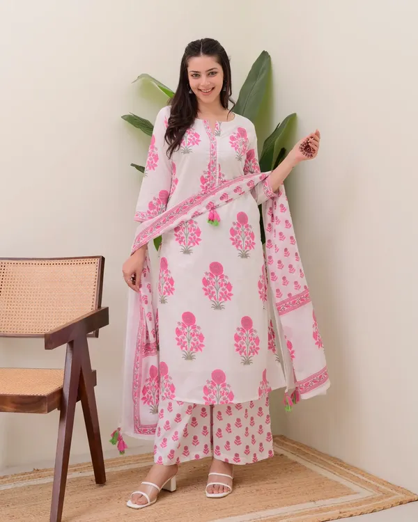 Pink_Kurta_&_Pant_Set_with_Dupatta