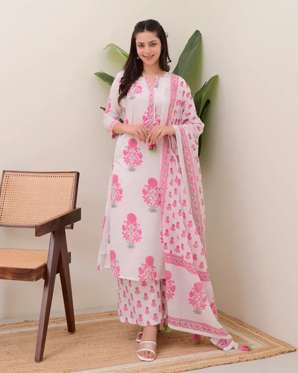 Pink_Kurta_&_Pant_Set_with_Dupatta