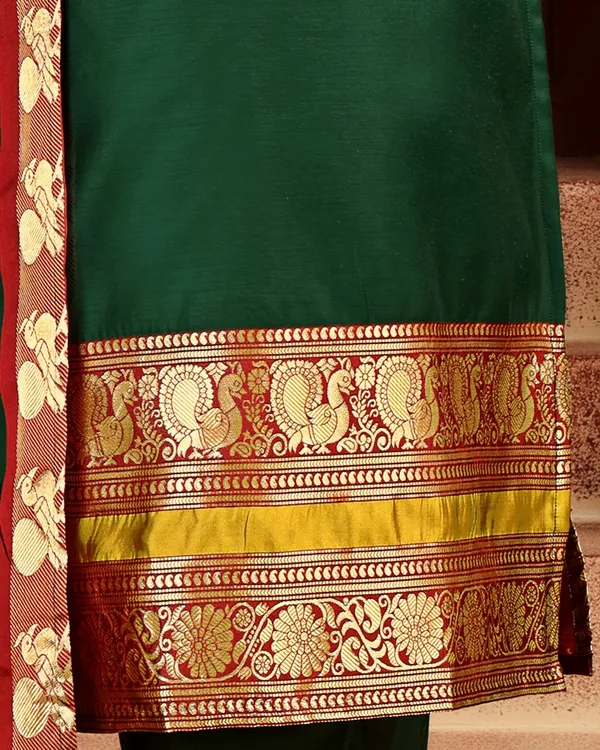 GREEN_AND_RED_PRINTED_ROUND_NECK_KURTA_PANT_SET_WITH_DUPATTA__SET