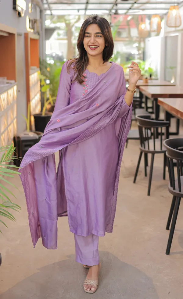 Lavender_Kurta_&_Pant_Set_with_Dupatta