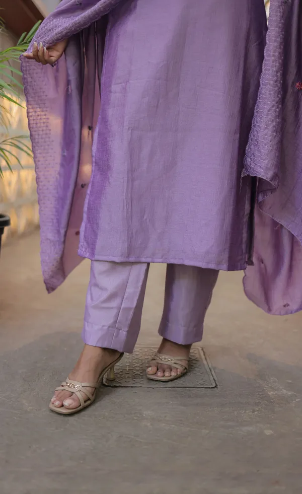Lavender_Kurta_&_Pant_Set_with_Dupatta