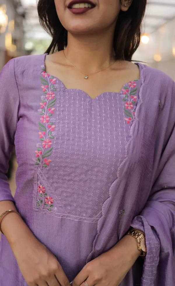Lavender_Kurta_&_Pant_Set_with_Dupatta