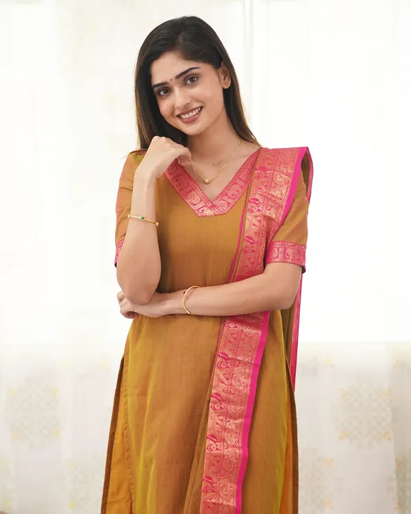 Mustard_Kurta_&_Pant_Set_with_Dupatta