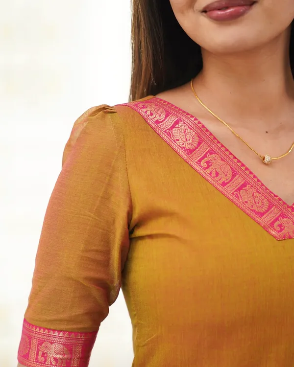 Mustard_Kurta_&_Pant_Set_with_Dupatta