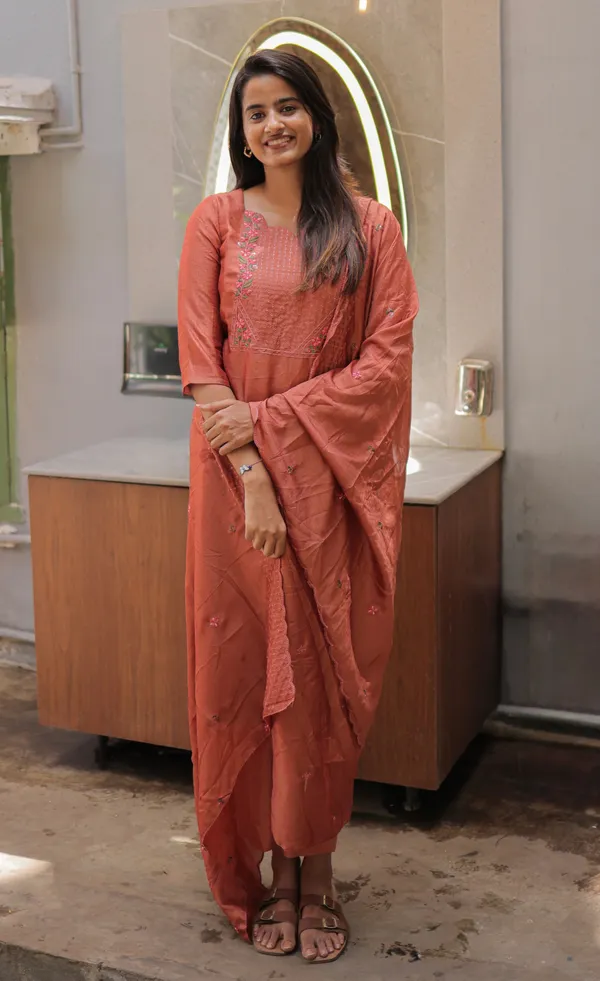Orange_Kurta_&_Pant_Set_with_Dupatta