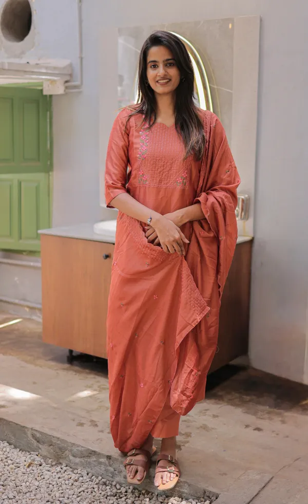Orange_Kurta_&_Pant_Set_with_Dupatta