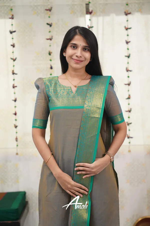 Grey_Kurta_Set_with_Dupatta