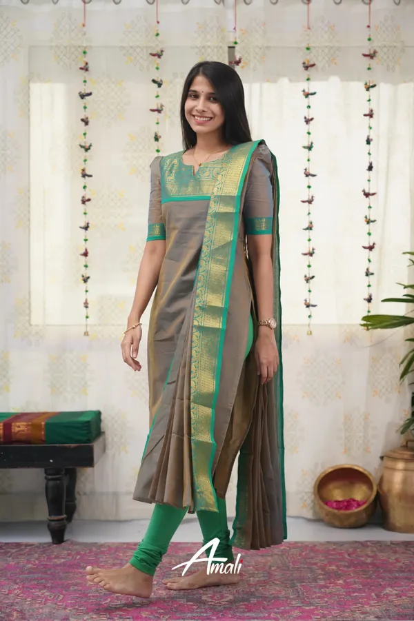 Grey_Kurta_Set_with_Dupatta