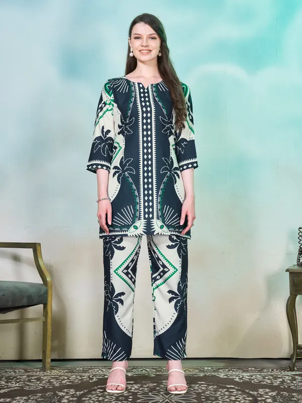 Blue_and_White_Digital_Printed_Rayon_Blend_Co-ord_Set_for_Women