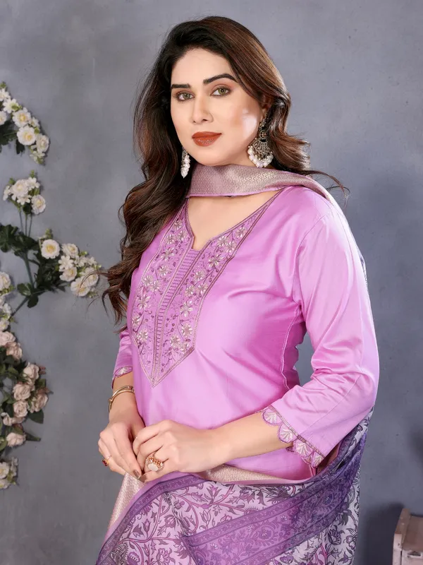 Lavender_Kurta_&_Pant_Set_with_Dupatta