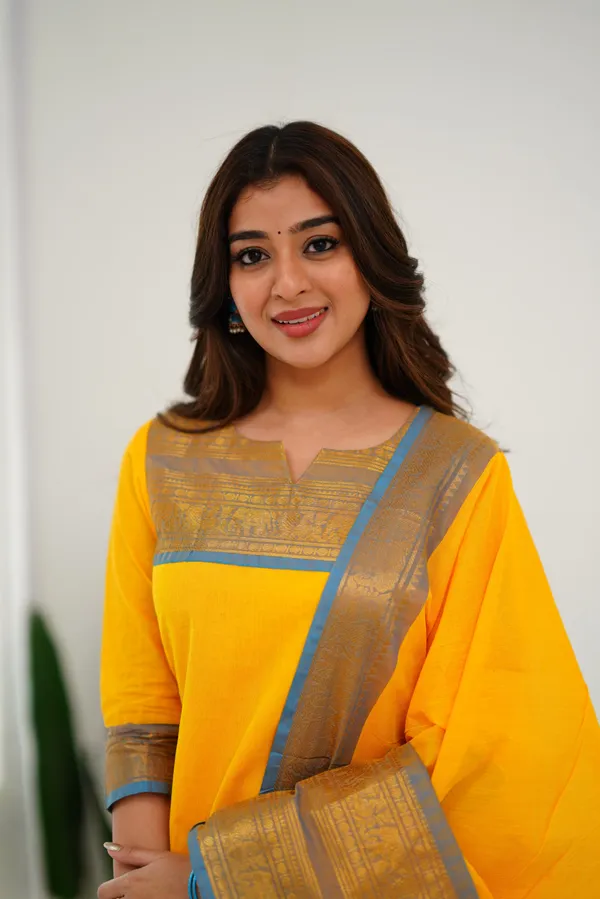 Yellow_Kurta_&_Pant_Set_with_Dupatta