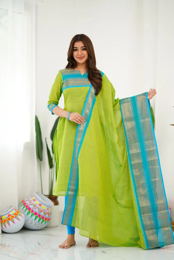 L_Green_Kurta_Set_with_Dupatta