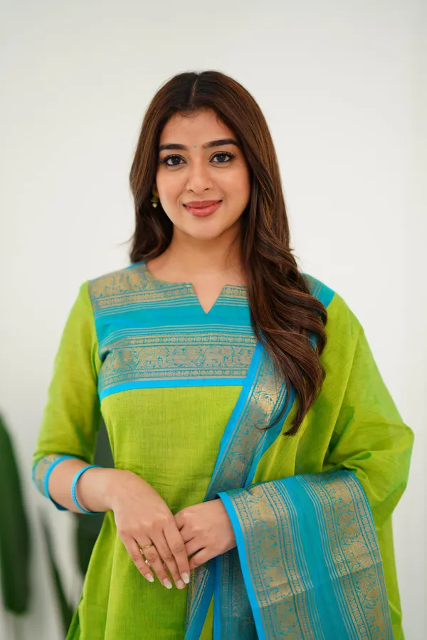 L_Green_Kurta_Set_with_Dupatta