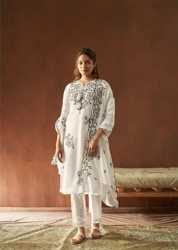 White_Kurta_&_Pant_Set_with_Dupatta