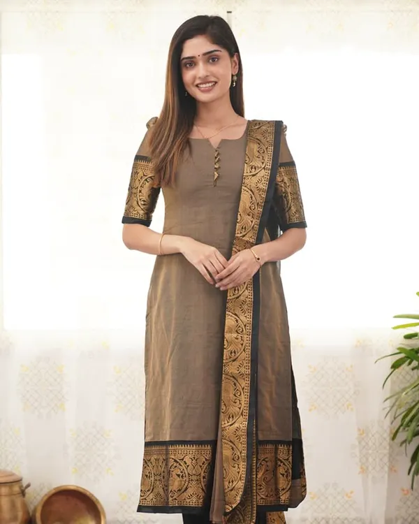 Cream_Kurta_Set_with_Dupatta