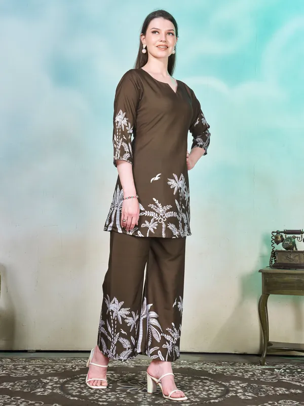 Brown_and_White_Printed_Rayon_Blend_Co-ord_Set_for_Women