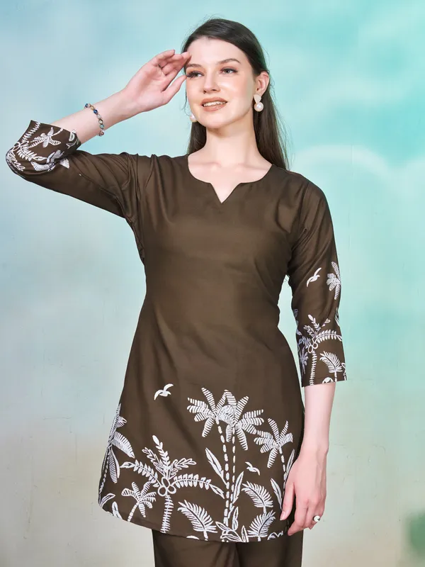 Brown_and_White_Printed_Rayon_Blend_Co-ord_Set_for_Women