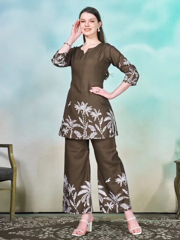Brown_and_White_Printed_Rayon_Blend_Co-ord_Set_for_Women