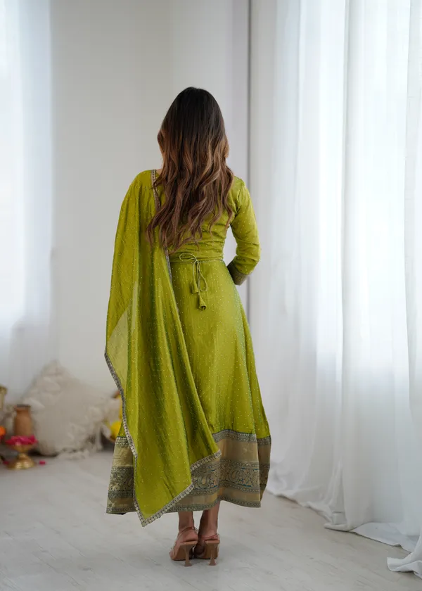 Mehndi_Kurta_&_Pant_Set_with_Dupatta